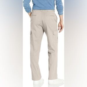 NWT Britches, size W44 x L34 Men's Tan Cargo Pants, stretchy khaki hiking
